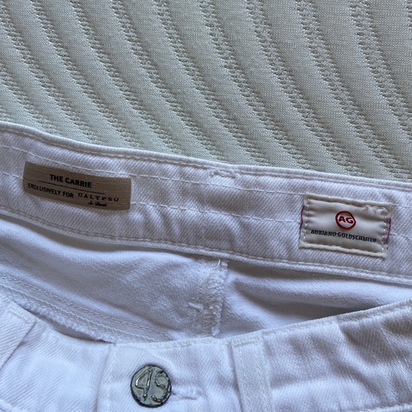 AG Adriano Goldschmied The carrie WHITE distressed jean shorts - Picture 9 of 10